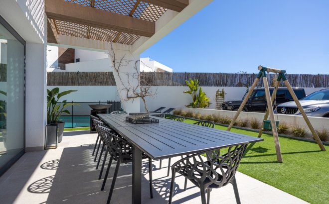 Revente - Villa -
Ciudad Quesada - center