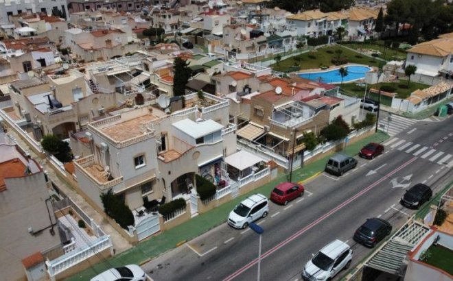 Resale - Dúplex -
Torrevieja - Costa Blanca
