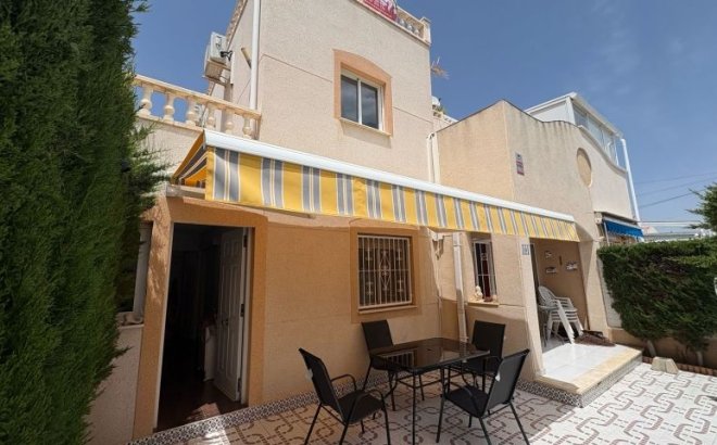 Resale - Dúplex -
Torrevieja - Costa Blanca
