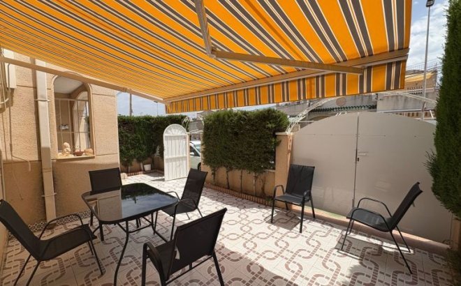 Resale - Dúplex -
Torrevieja - Costa Blanca