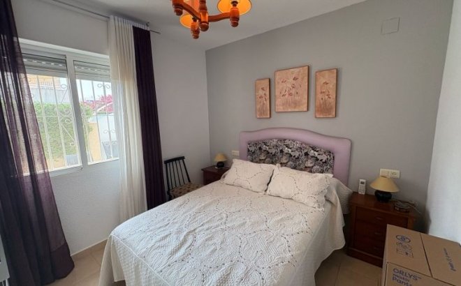 Resale - Dúplex -
Torrevieja - Costa Blanca