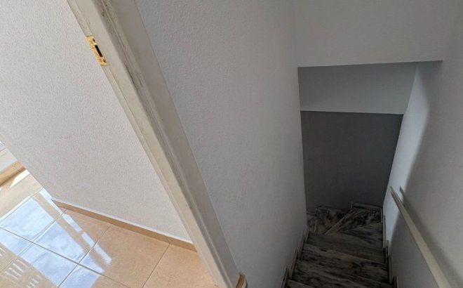 Resale - Dúplex -
Torrevieja - Costa Blanca