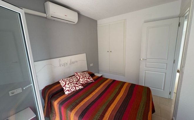 Resale - Dúplex -
Torrevieja - Costa Blanca