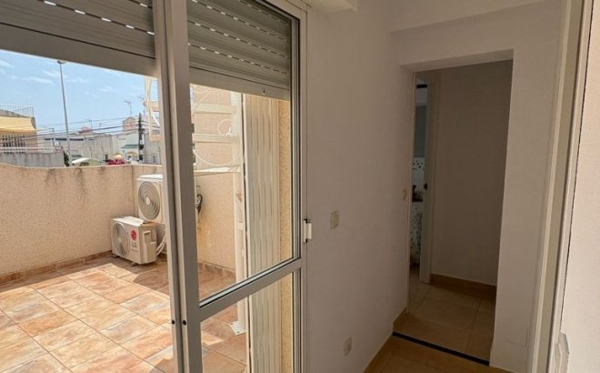 Resale - Dúplex -
Torrevieja - Costa Blanca