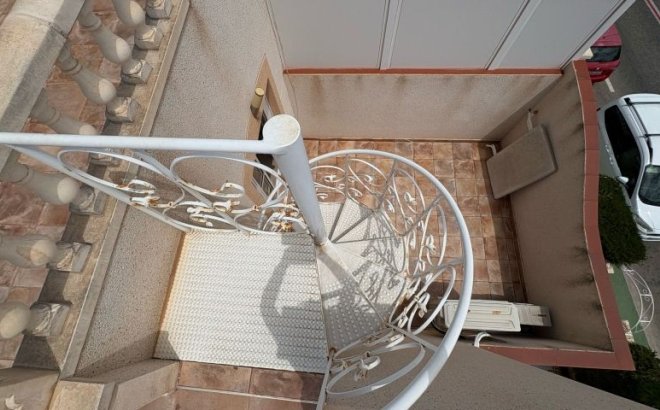 Resale - Dúplex -
Torrevieja - Costa Blanca