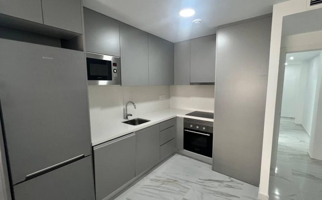 Resale - Apartment -
Torrevieja - PARQUE DE LAS NACIONES