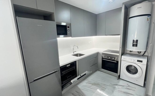 Resale - Apartment -
Torrevieja - PARQUE DE LAS NACIONES