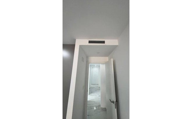 Resale - Apartment -
Torrevieja - PARQUE DE LAS NACIONES