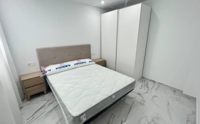 Resale - Apartment -
Torrevieja - PARQUE DE LAS NACIONES