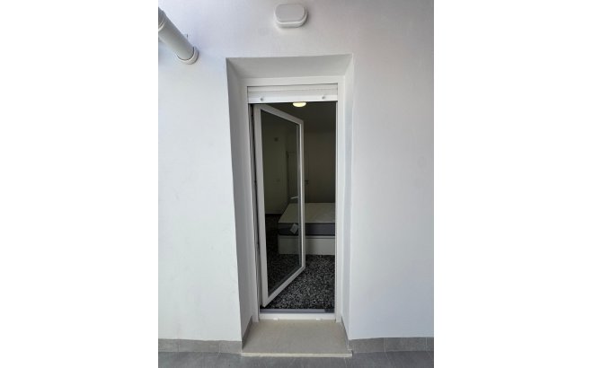 Resale - Apartment -
Torrevieja - Centro