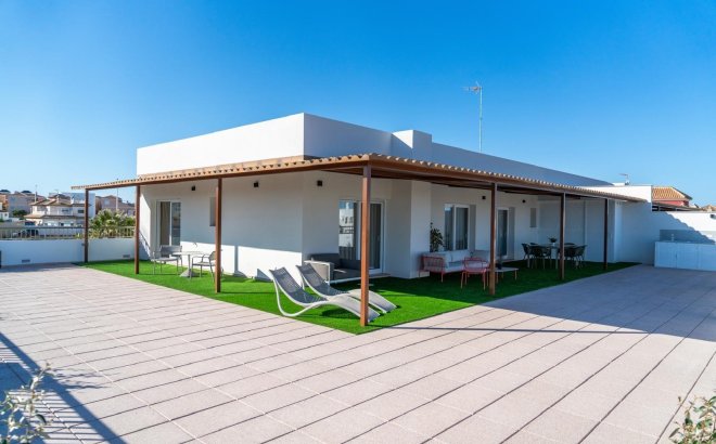 Resale - Penthouse -
Orihuela Costa - La Regia