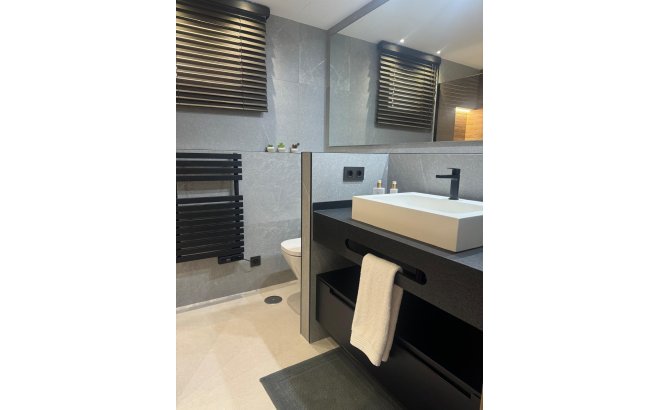 Revente - Appartement -
Torrevieja - La Veleta