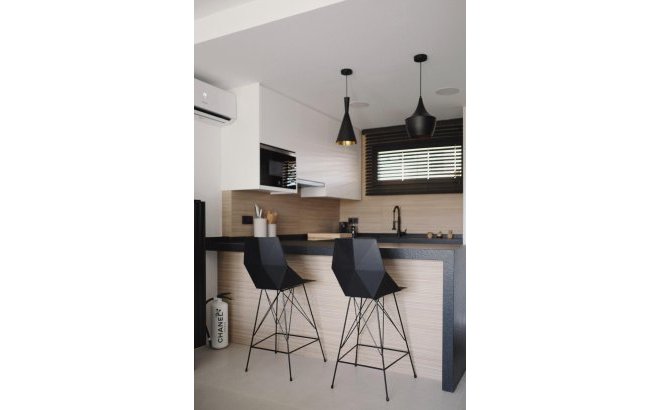 Revente - Appartement -
Torrevieja - La Veleta