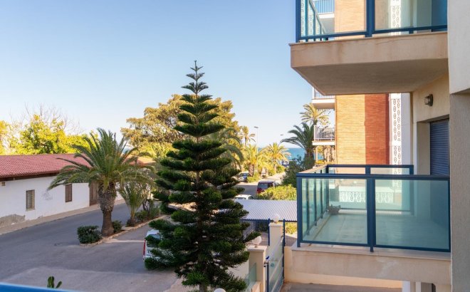 Revente - Appartement -
Torrevieja - La Veleta