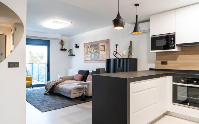 Revente - Appartement -
Torrevieja - La Veleta