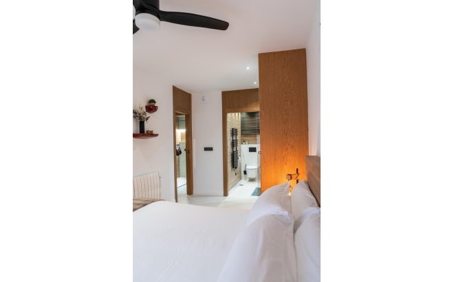 Revente - Appartement -
Torrevieja - La Veleta