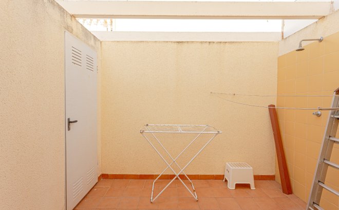 Resale - Villa -
Pilar de la Horadada - Costa Blanca