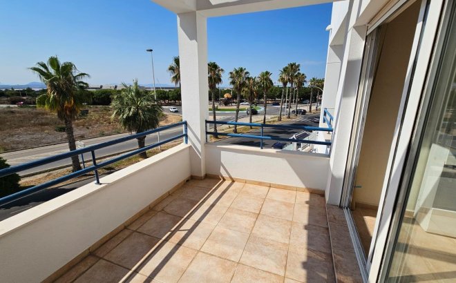 Resale - Apartment -
Torrevieja - La Veleta