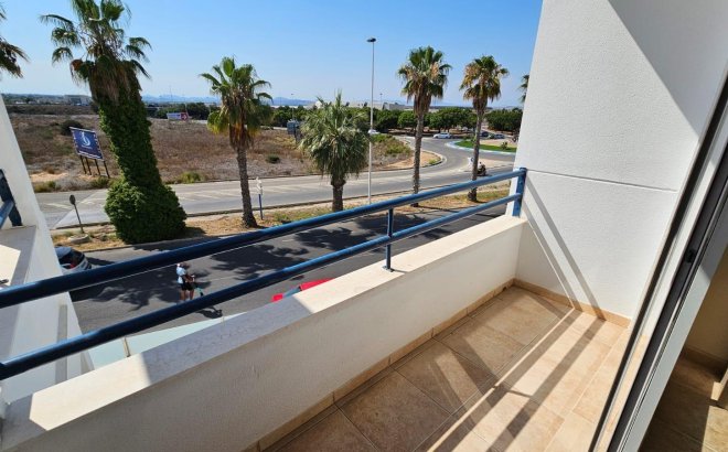 Resale - Apartment -
Torrevieja - La Veleta