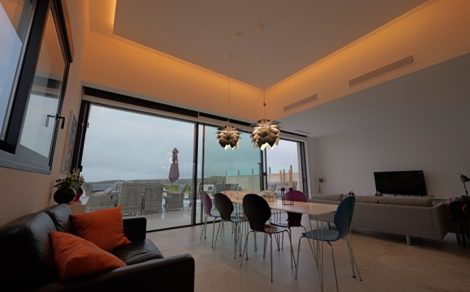 Resale - Villa -
Rojales - Inland