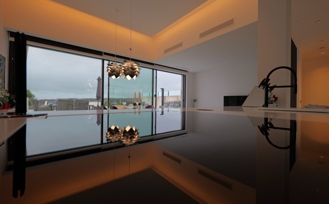 Resale - Villa -
Rojales - Inland