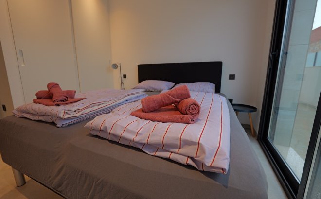 Resale - Villa -
Rojales - Inland