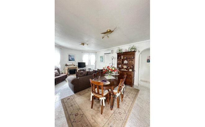 Resale - Villa -
Ciudad Quesada - Costa Blanca Sur