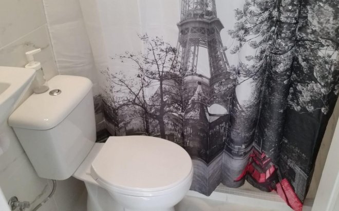 Herverkoop - Appartement -
Torrevieja - Playa del Cura