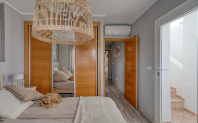 Resale - Apartment -
Torrevieja - Los Balcones - Los Altos del Edén