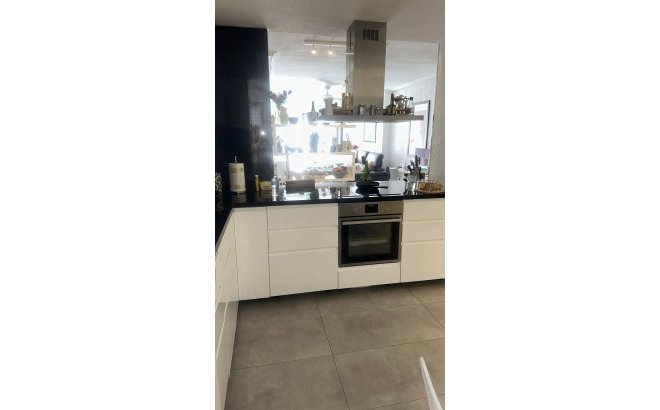 Resale - Penthouse -
Torrevieja - Centro