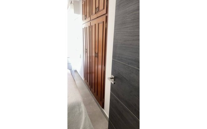 Resale - Penthouse -
Torrevieja - Centro