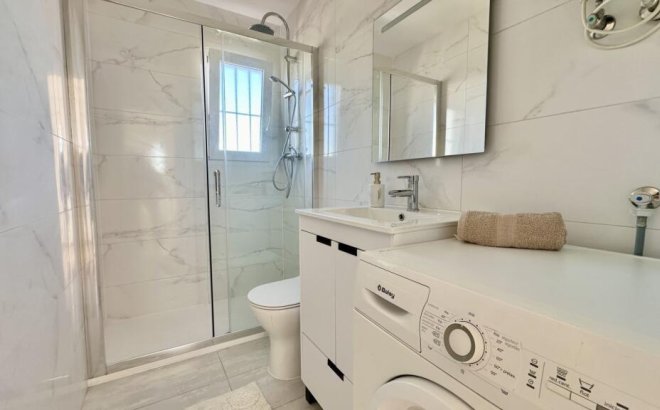 Resale - Penthouse -
Torrevieja - Punta Prima