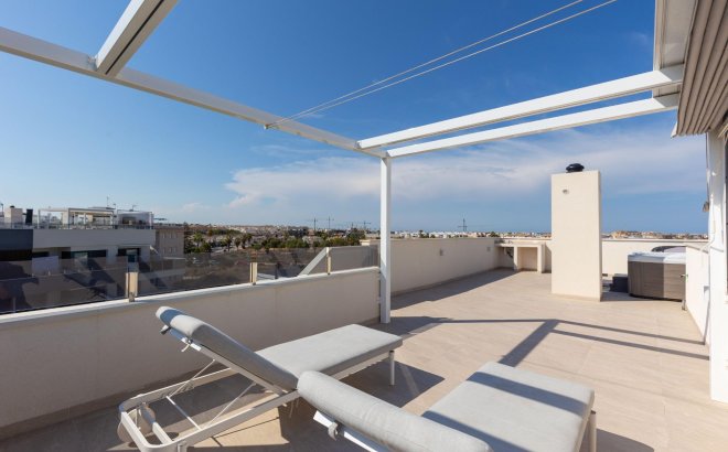 Resale - Penthouse -
Orihuela Costa - Playa Flamenca