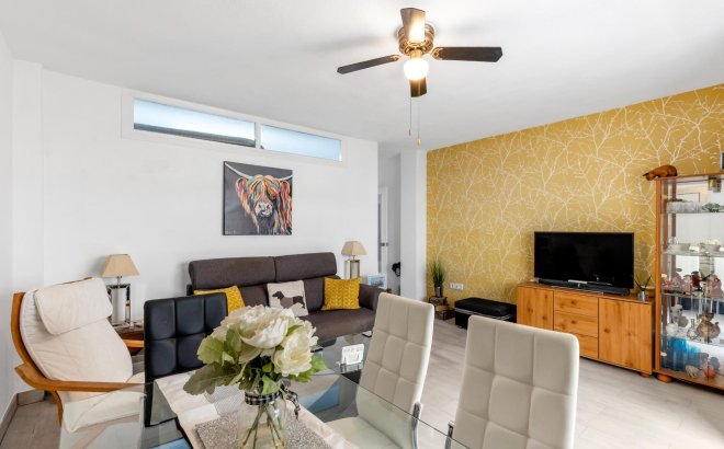 Resale - Apartment -
Torrevieja - Playa del Cura