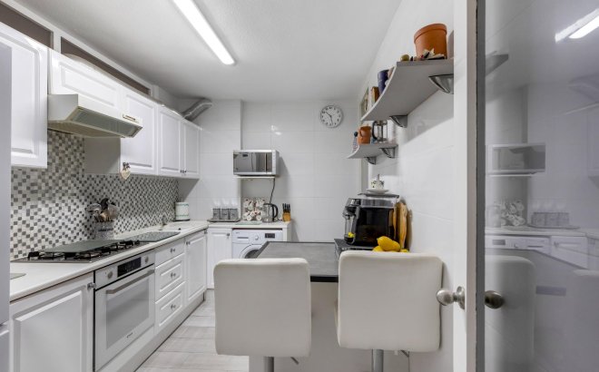 Resale - Apartment -
Torrevieja - Playa del Cura