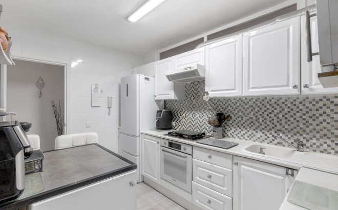 Resale - Apartment -
Torrevieja - Playa del Cura