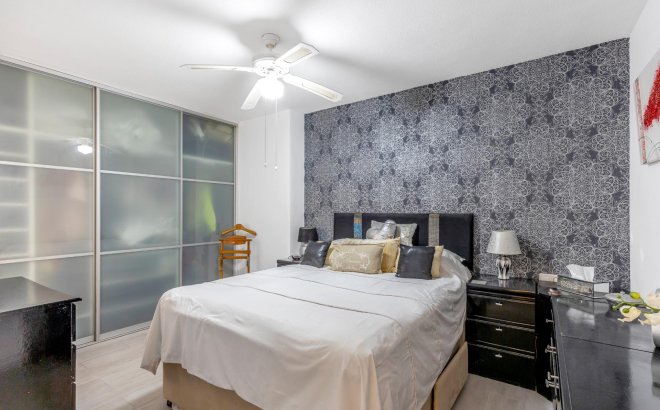 Resale - Apartment -
Torrevieja - Playa del Cura