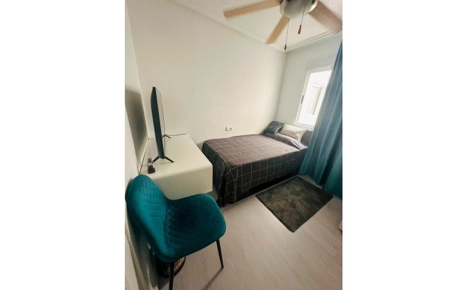 Resale - Apartment -
Torrevieja - Centro