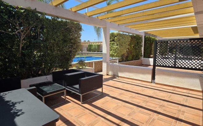 Resale - Town House -
Pilar de la Horadada - Mil Palmeras