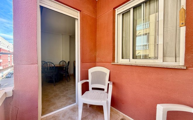 Resale - Apartment -
Torrevieja - Centro