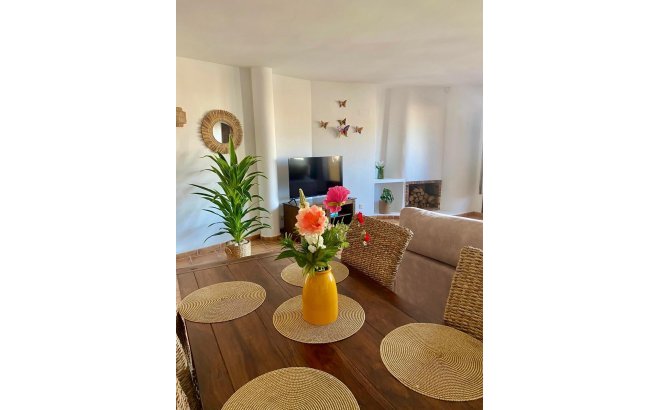 Resale - Apartment -
Torrevieja - Punta Prima