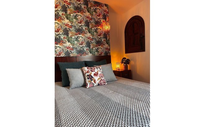 Resale - Apartment -
Torrevieja - Punta Prima