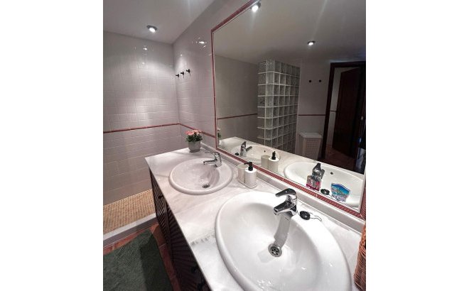 Resale - Apartment -
Torrevieja - Punta Prima