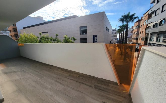 Revente - Appartement -
Torrevieja - Playa del Cura