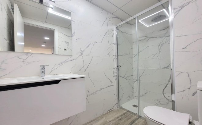 Revente - Appartement -
Torrevieja - Playa del Cura