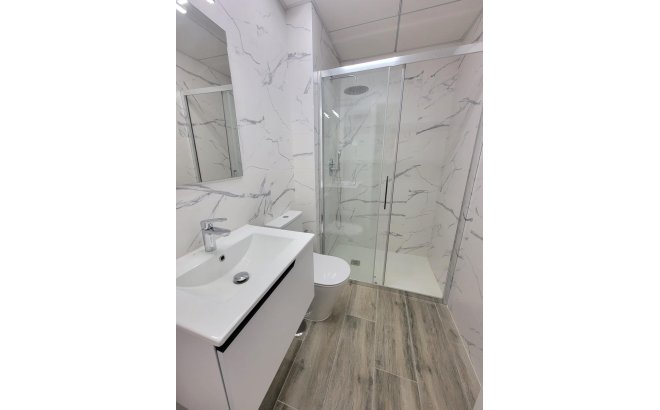 Revente - Appartement -
Torrevieja - Playa del Cura