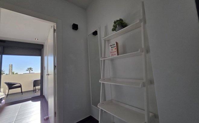 Resale - Villa -
Orihuela Costa - Villamartín