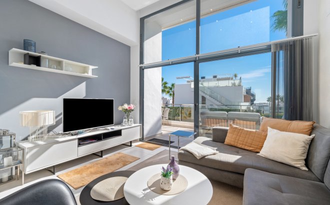 Resale - Bungalow -
Torrevieja - Costa Blanca