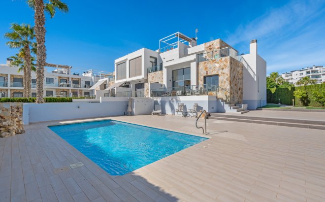 Resale - Bungalow -
Torrevieja - Costa Blanca