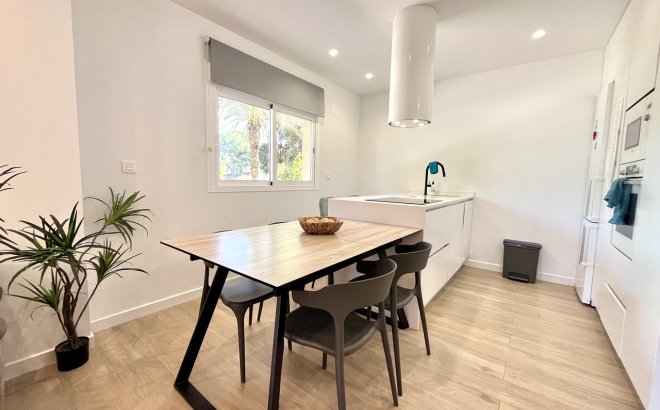 Herverkoop - Appartement -
La Mata - Costa Blanca